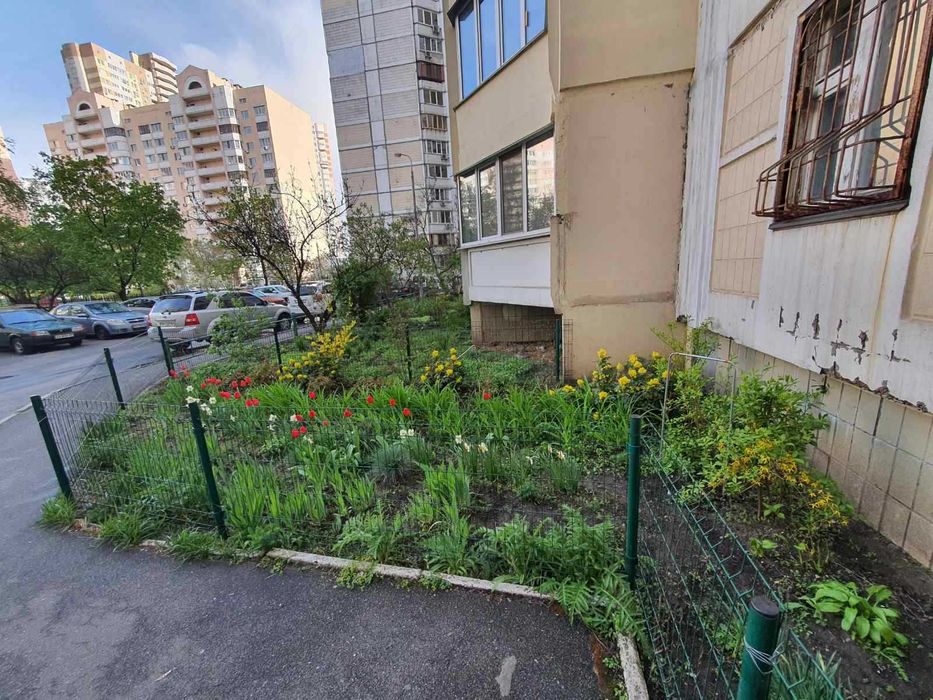 Терміново. Продаж великої 2к квартири на Позняках.