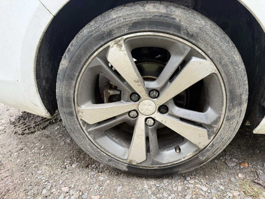 Диски (диск) Peugeot 308 t9 R17
