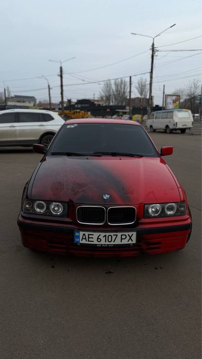 BMW e36 316i compact