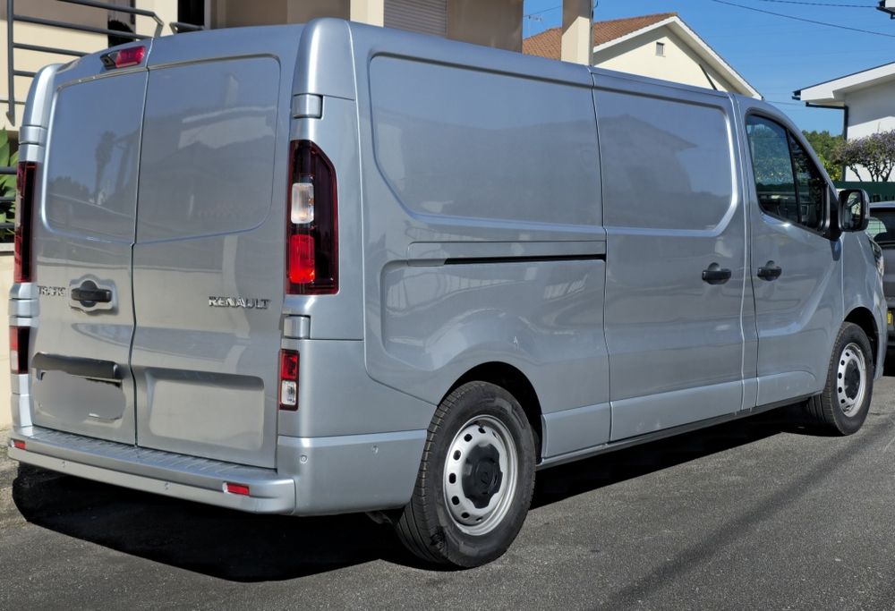 Renault Trafic E-Tech 100% Elétrica - 2024 - ISENTA DE ISV E IUC