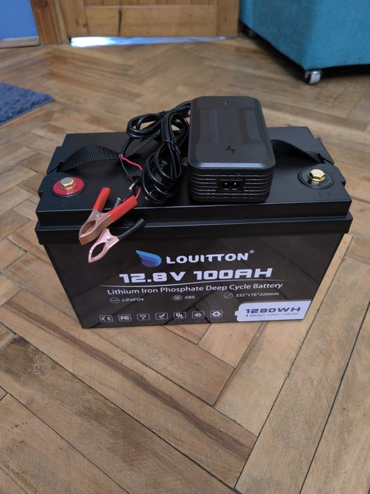 Акумулятор Lifepo4 12v 100ah + Зарядне в комплекті
