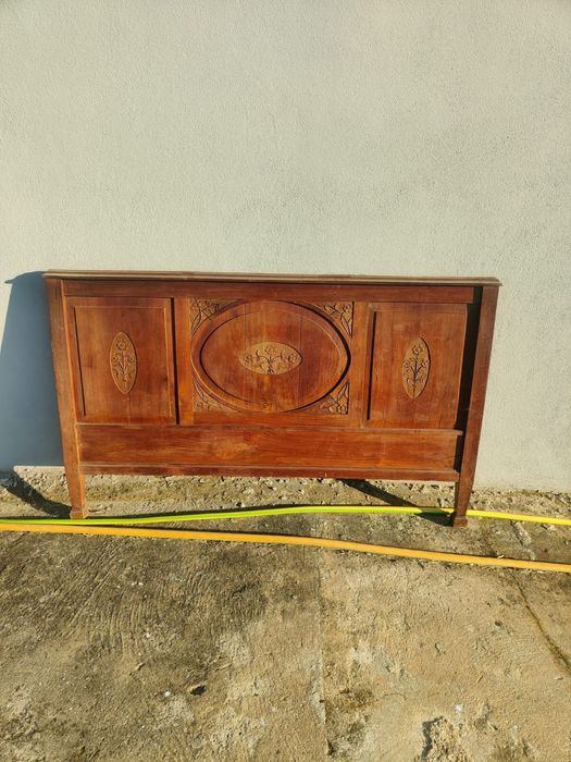 Mobilia de quarto antiga