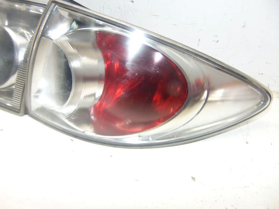 Mazda 6 farolins " nova de stock antigo