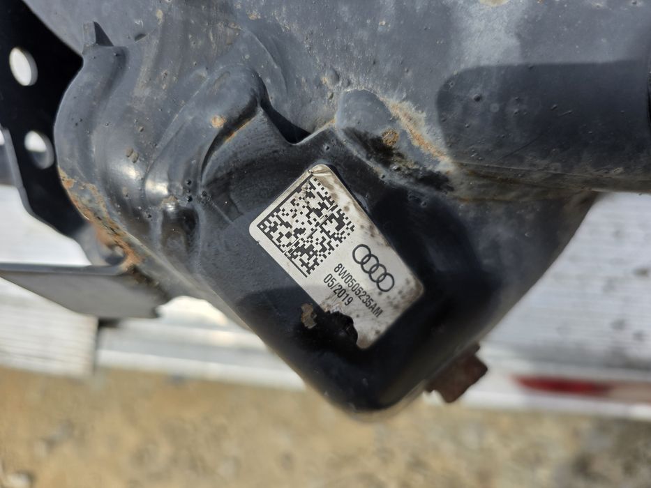 Wózek zawieszenie tył kompletne audi a4 b9 a5 8w 5f przód naped ośka