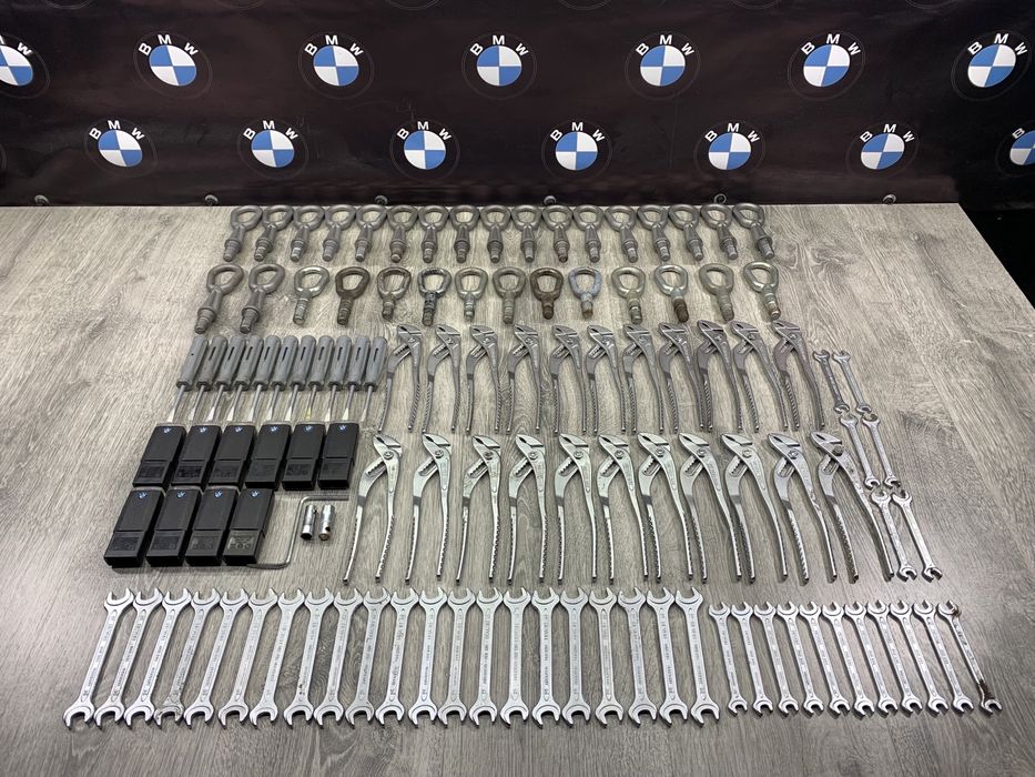 Крюк БМВ Е39/Е46/Е53 Розборка BMW