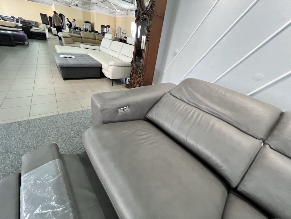 Диван сірий шкіряний реклайнер електро привід