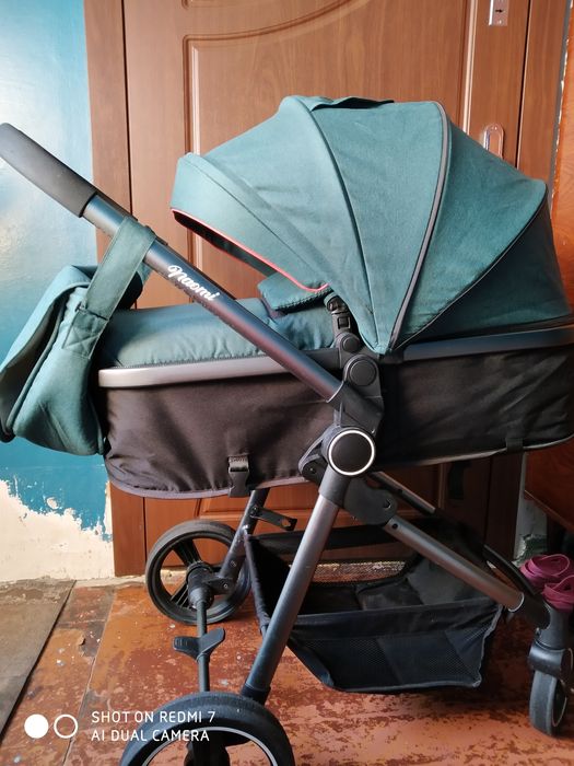 Продам детскую коляску