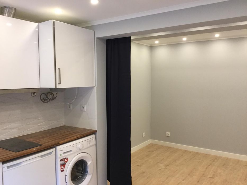 Arrenda-se T0 Centro Alenquer Luz e Água Incluidos