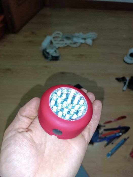 Vendo Lanterna LED 1€