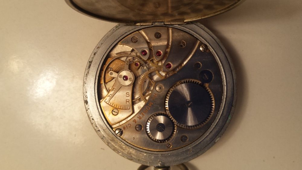 Zabytkowy zegarek "Hy Moser & Cie". Sprawny.
