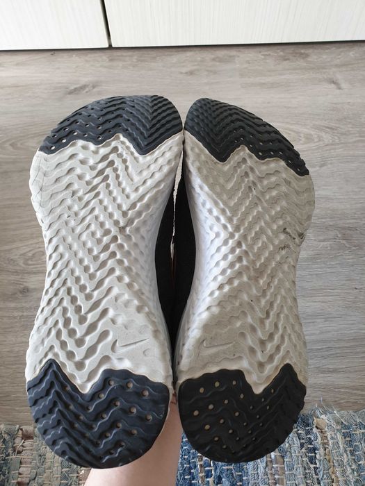 Sapatilhas/ Ténis Nike Epic React, tam. 36.5 ORIGINAIS