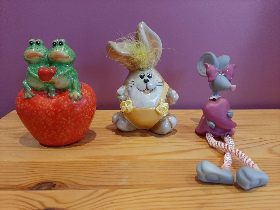 Figurka ceramiczna zając, mysz, żaby