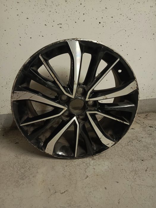Felga Toyota Avensis 17″ x 7J ET45