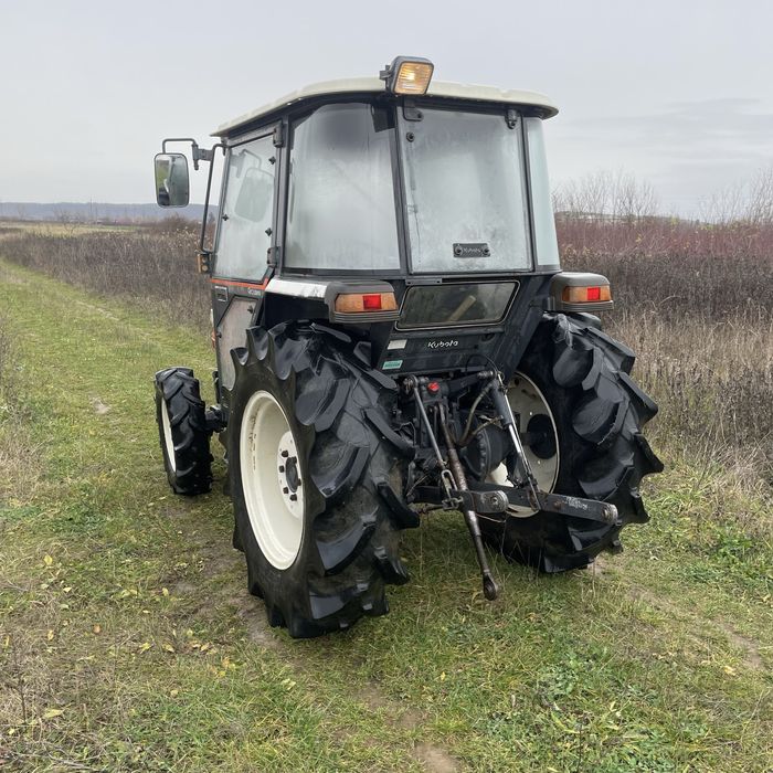 Kubota Gl32 qcabin