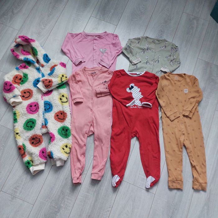 Набір чоловічків, ромперів для дівчинки 12-18 міс, 86 розмір