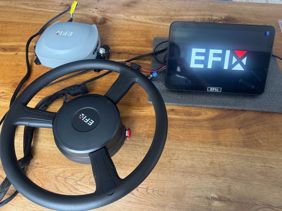 Nawigacja GPS RTK do ciągnika EFIX eSTEER 20 MAX Autopilot ±2,5 cm