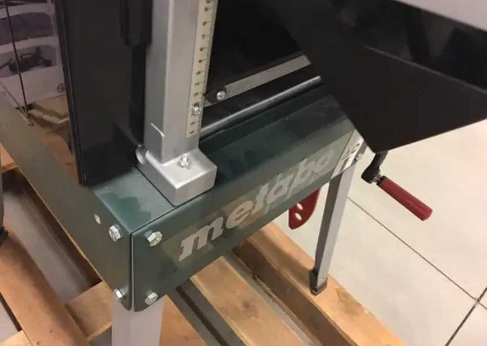 Рейсмусо-фугувальний станок Metabo HC 260