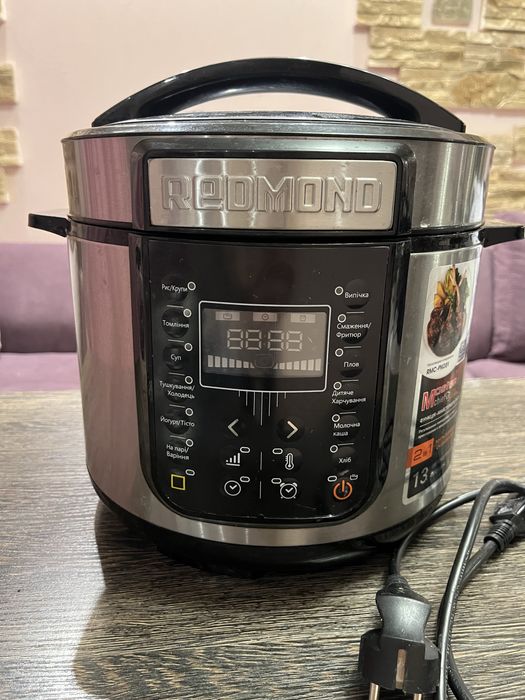 Мультиварка скороварка Redmond RMC - PM381