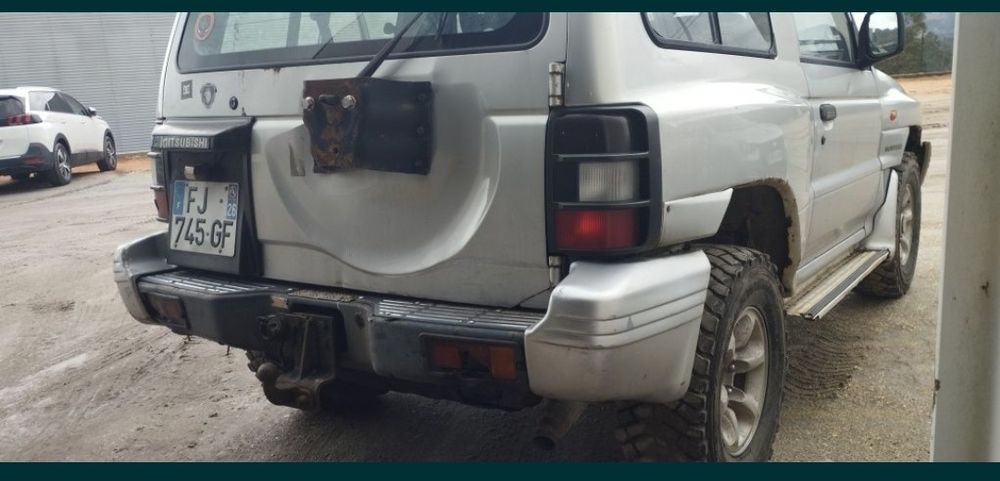 Capô Mitsubishi Pajero mk2 2.5 e 2.8 peças a bom preço