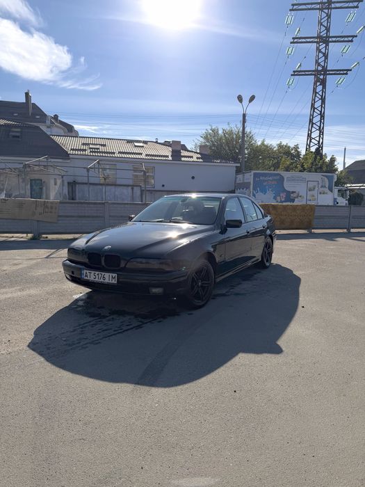 Продам е39 газ/бенз