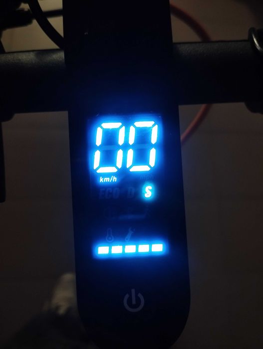 hulajnoga elektryczna motus