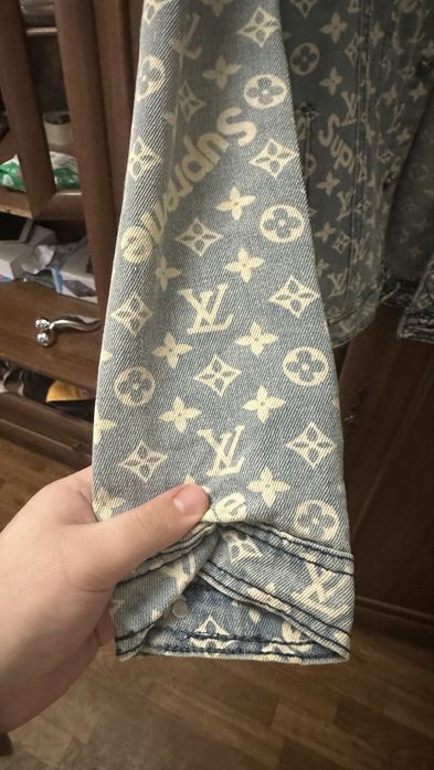 Джинсова куртка Supreme Louis Vuitton