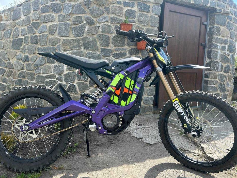 Sur-Ron Light Bee X 2025 (Сурон) - Байк у відміному стані.