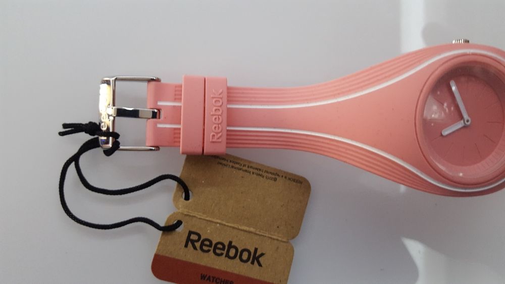 Vendo relogio de quartz de silicone Serenity Reebok novo, sem garantia