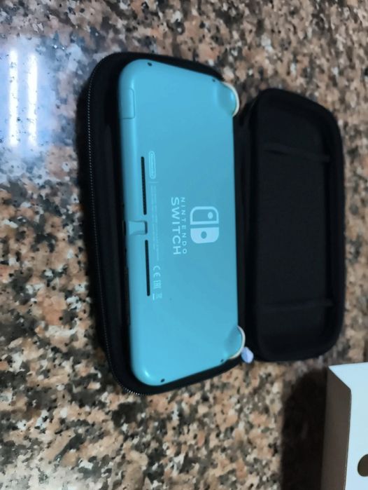 Nintendo Switch Lite Turquesa + Bolsa + Caixa (Como Nova)