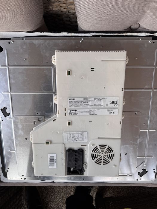 Варильна поверхня Gorenje IT640BCSC ( з дефектом)