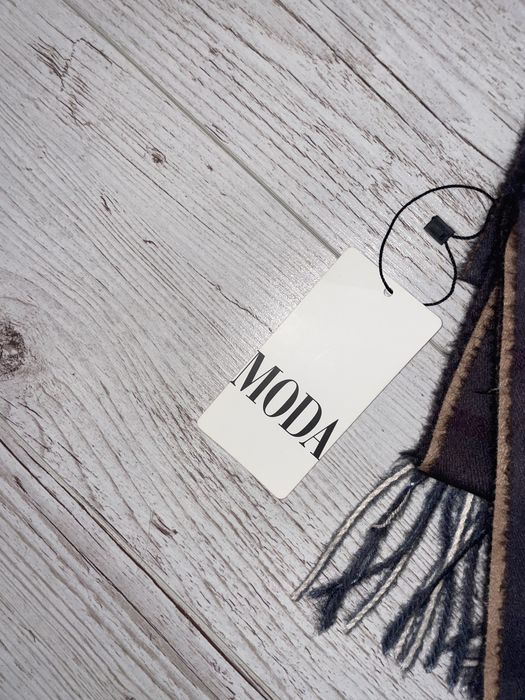 Szalik „MODA” nowy z metką