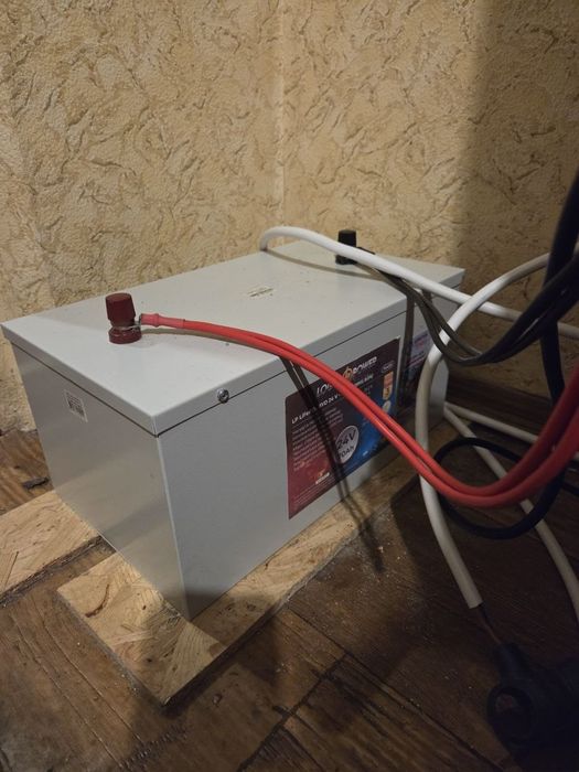 Потужний ІБП + LiFePO4 24V 70Ah  Чиста синусоїда | Резервне живлення будинку
