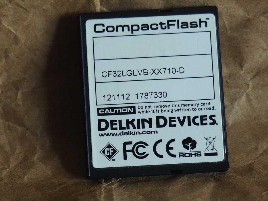 Karta pamięci Delkin Devices Compactflash CF memory card 32GB CF700x.