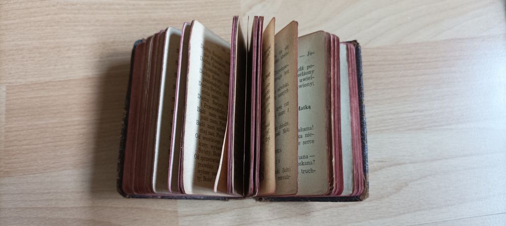 Stary, mały modlitewnik 'Jezus i Maryja' 1963r.