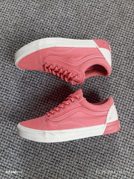 Buty damskie sportowe Vans Old Skool tenisówki trampki r. 41