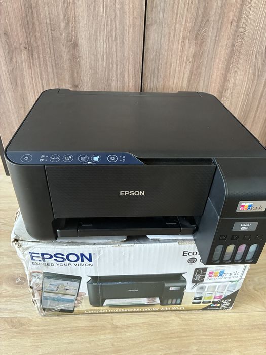 Продам принтер  Еpson Eco Tank L3251