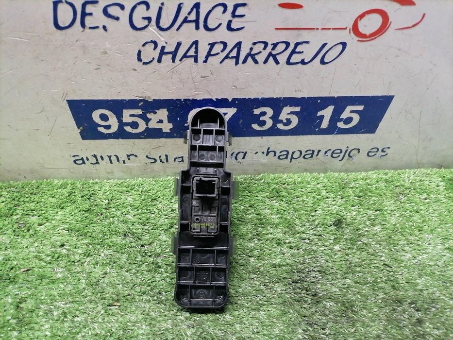 COMANDO ELEVADOR DE VIDRO FRONTAL DIREITO CITROEN C4 COUPÉ 2009 -