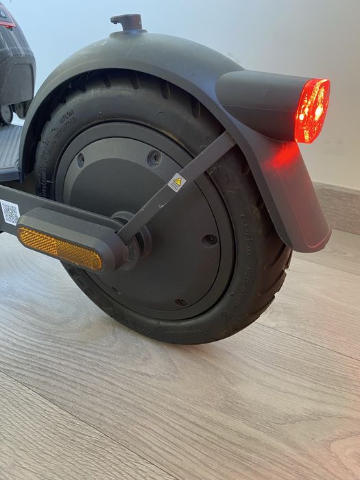 Trotinete Elétrica Xiaomi 4 Pro (2ª Gen) 400W 60km - Envio CTT