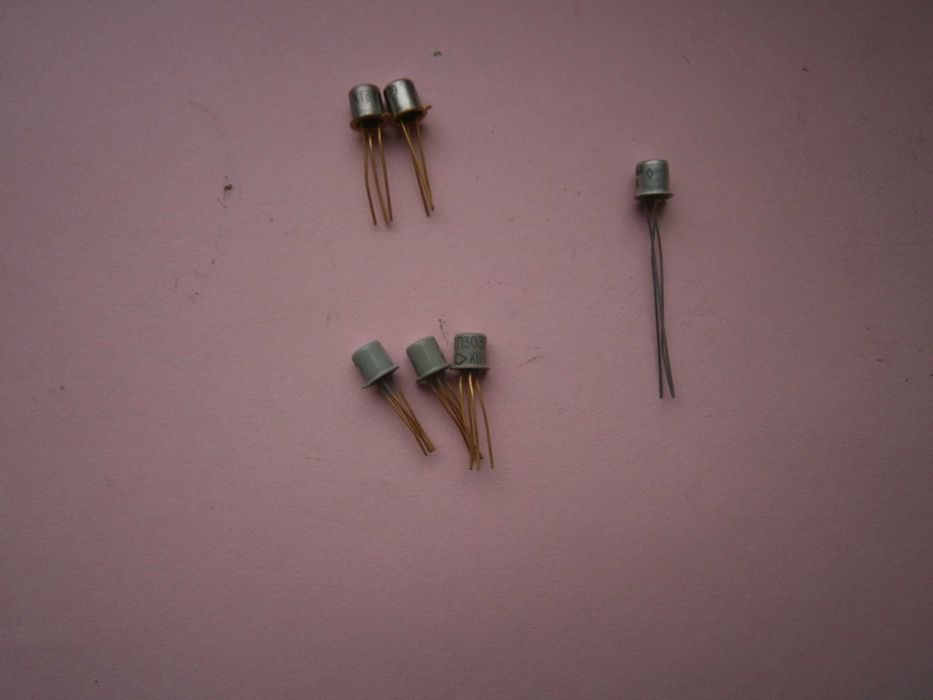 Микросхемы и транзисторы производства СССР: 141 грн. - Аксессуары и ...