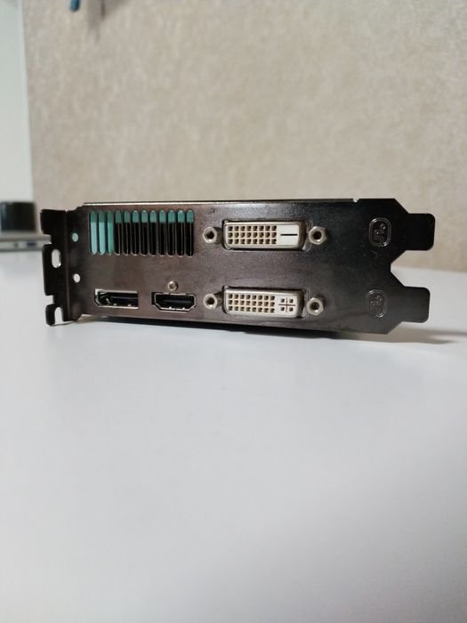 видеокарта HIS Radeon HD 6850 IceQ X Turbo.