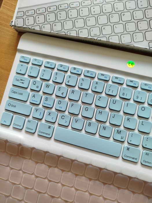 Klawiatura bezprzewodowa Bluetooth Extra Slim