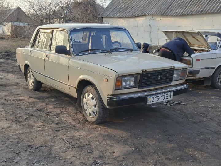 Продам ваз 2107 1.5