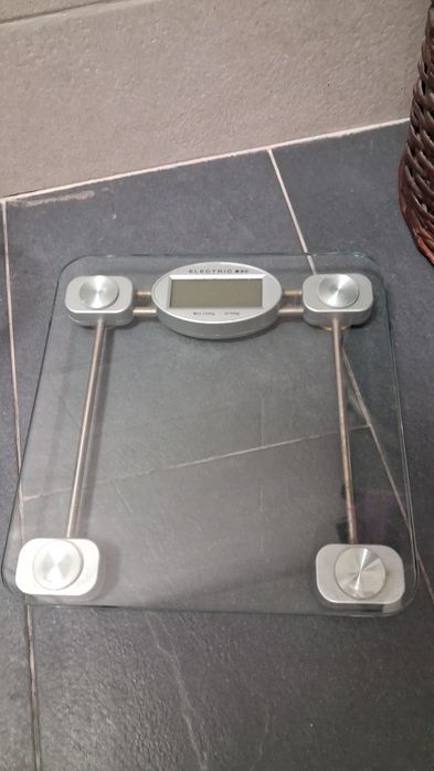 Balança digital vidro moderna
