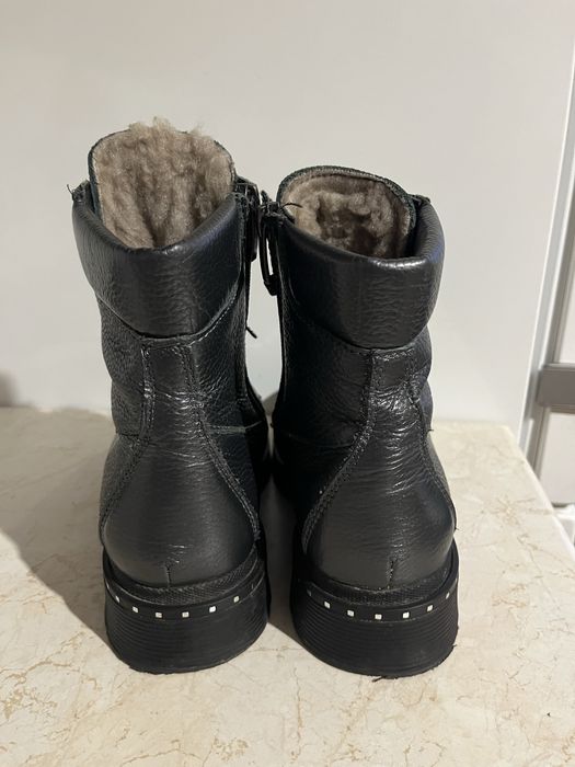 Продам зимові жіночі шкіряні черевики
