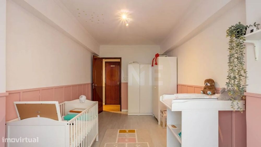 Apartamento T2 Renovado | Casal de São Brás, Amadora