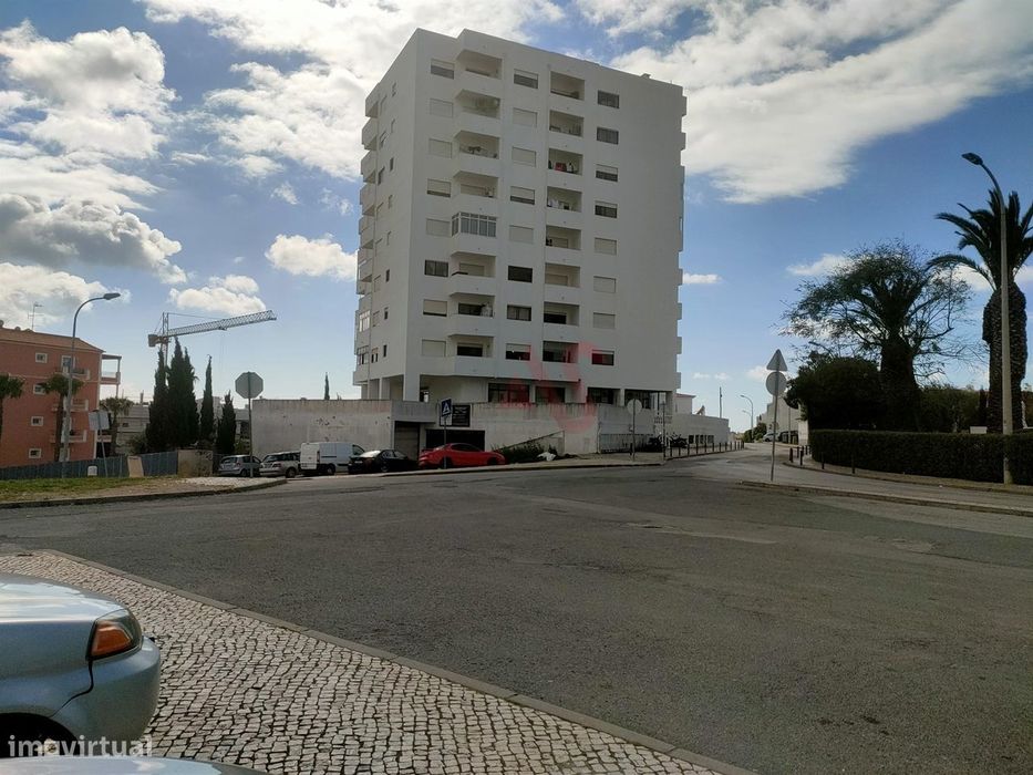 Loja de 24,40 m² no Edifício Varandas do Mar em Albufeira