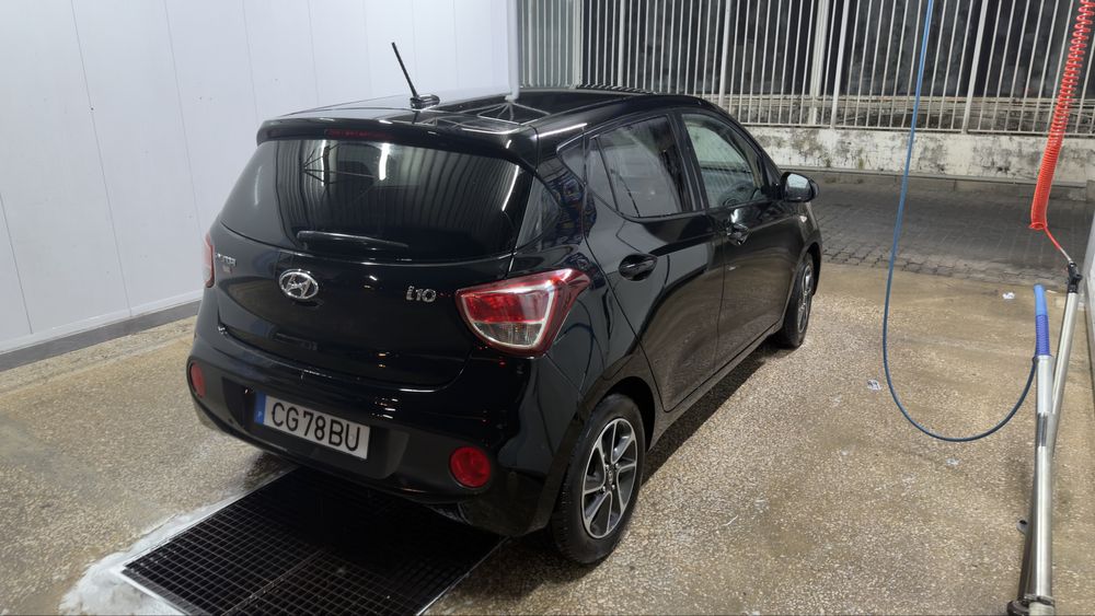 Hyundai i10 1.2 Comfort – 2017 – Full Extras – Excelente Estado