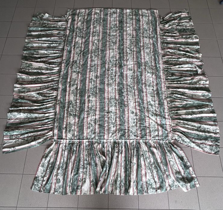 Colcha + 2 forras de almofada