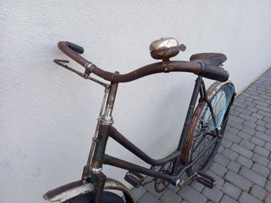 Zabytkowy rower WIKOV