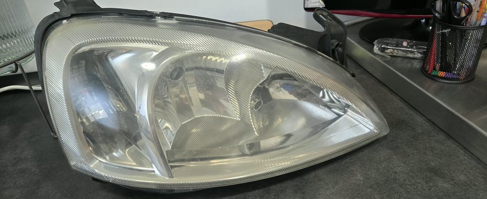 Optica direita opel corsa c